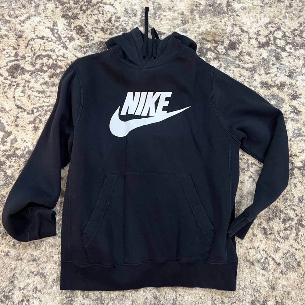 Nike pullover hoodie